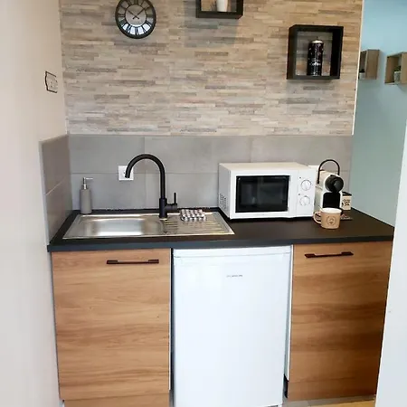 Superbe 15 M²,proche Disney, Asterix, Cdg Apartment